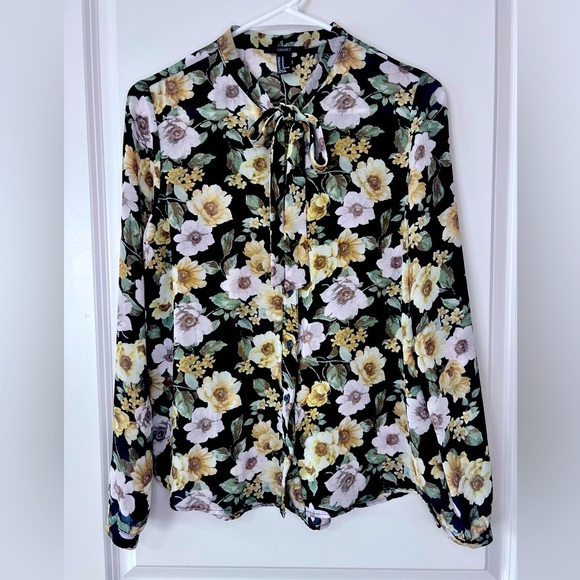 Forever 21 Floral Long Sleeve Tie Front Blouse - Picture 1 of 4